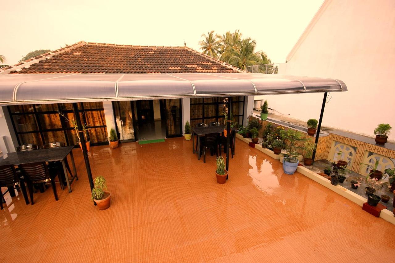 Sea View Apartments Kochi Exterior photo